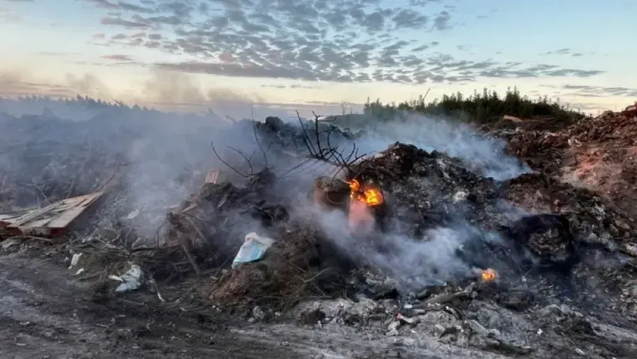 La comuna de Pronunciamiento fue intimada por incendios en basurales y acopio ilegal de envases químicos