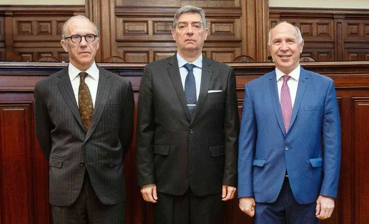 La Corte Suprema suspendió la derogación de la Ley de Tierras