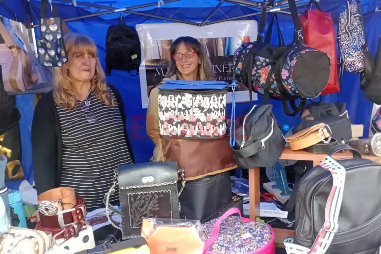 La escuela «Raúl Jorge Bueno» realizó su muestra anual de talleres y exhibió los trabajos de sus alumnos