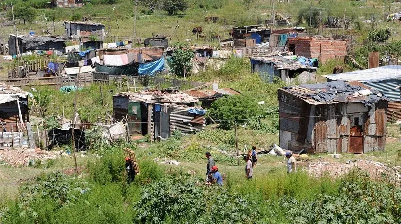 La fábrica de marginalidad: el suelo invisible de Concordia