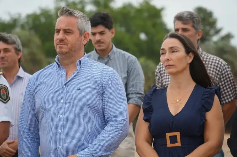 La Justicia citó a declarar al intendente de Colón y a su pareja