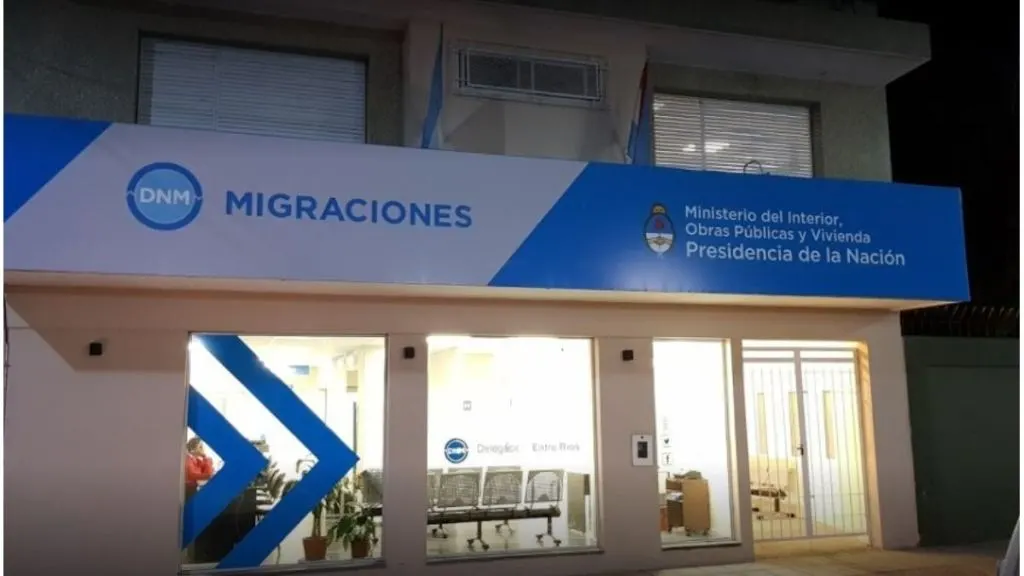 La Justicia Federal de Entre Ríos avaló un DNU de Milei y confirmó de expulsión de una brasileña