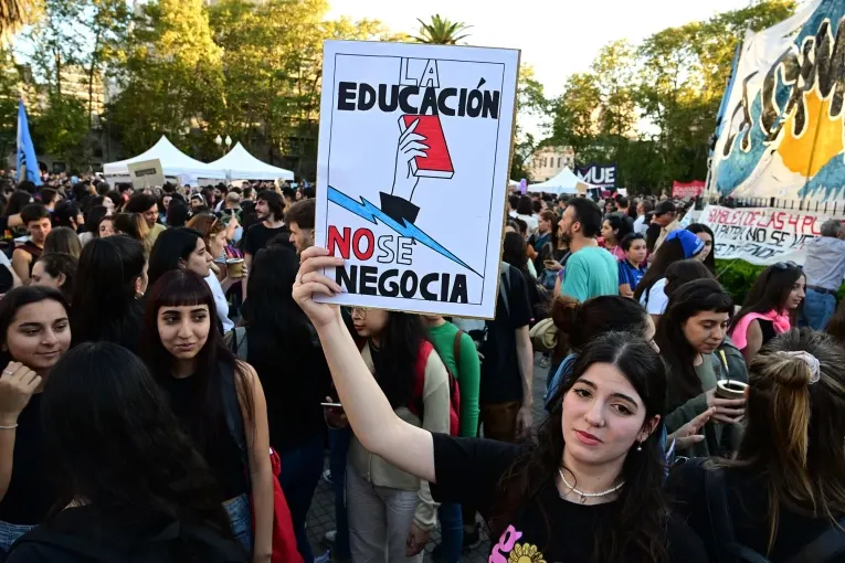 La Justicia multó al Gobierno por no cumplir con la Ley de Financiamiento Universitario
