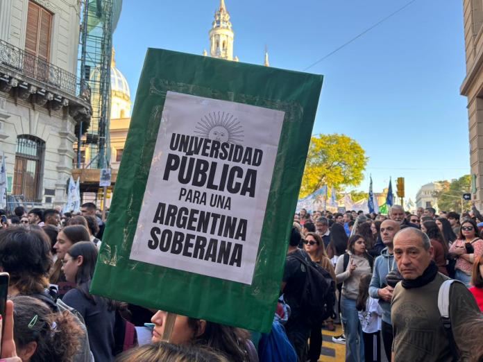 La Justicia multó al Gobierno por no cumplir con la Ley de Financiamiento Universitario