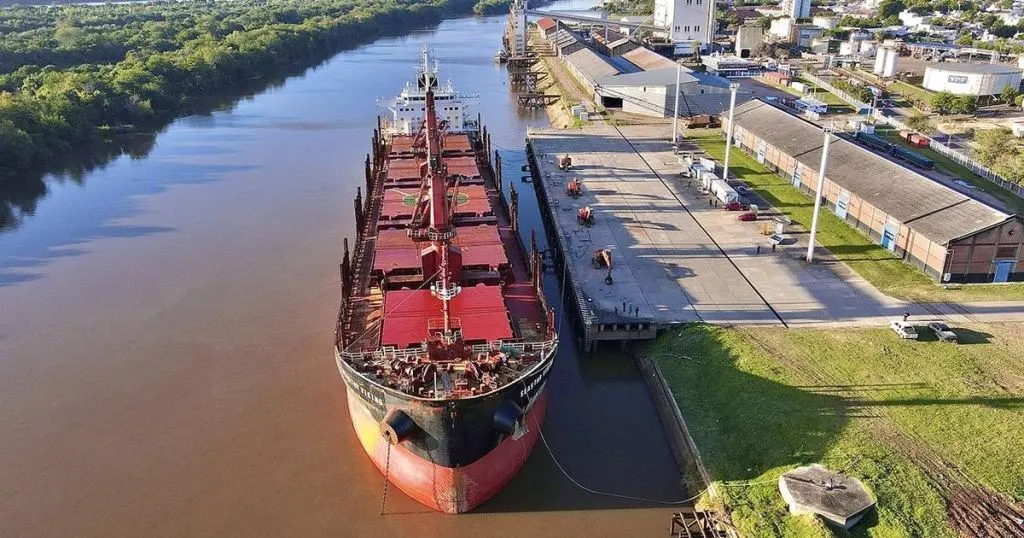 La Provincia avanza en un plan para mejorar los puertos y reducir los costos del transporte de la producción