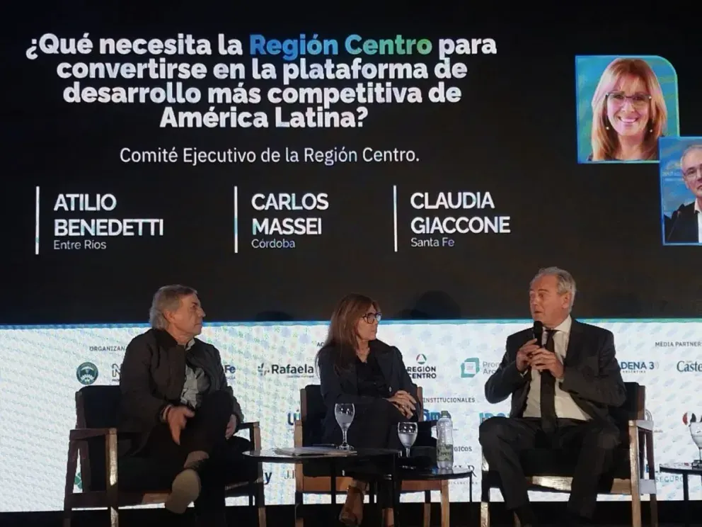 La Región Centro expuso en Rafaela las claves para agregar valor y liderar el desarrollo en América Latina