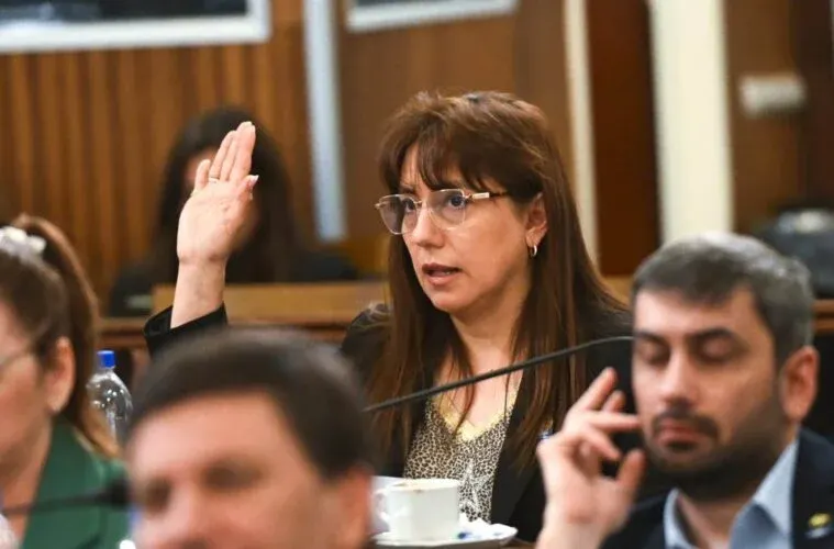 La senadora frigerista-ex peronista de Feliciano a favor de suspender las PASO.