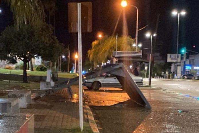 La tormenta provocó graves destrozos y cortes de energía en varios sectores de Concordia