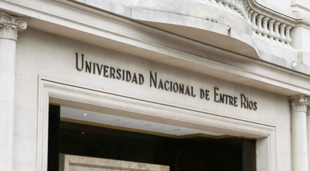 La UNER hace un llamado en defensa de la universidad pública y la ciencia argentina