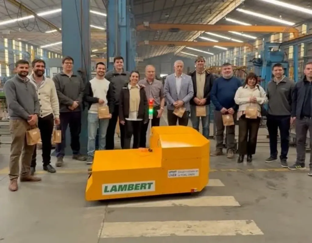 La UNER visitó la planta de Lambert y conoció sus procesos de innovación tecnológica