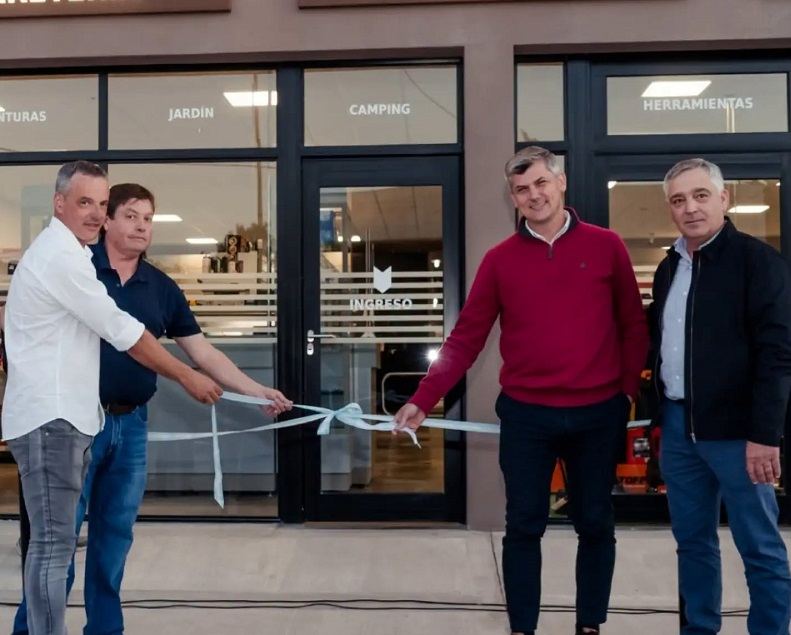 LAR: Se inauguró nueva sucursal en María Grande