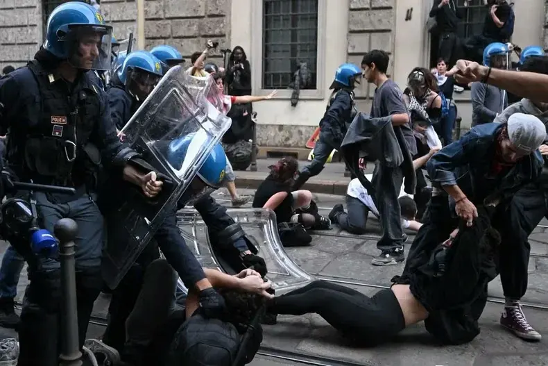 Las protestas llegaron a Italia: disturbios y saqueos en Milán dejaron casi 90 detenidos