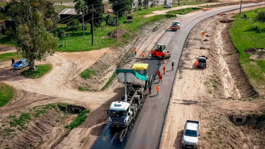 Las rutas y los millones: el costo de las obras en el Departamento Uruguay