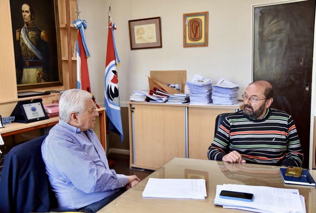 Lauritto se reunión con el intendente de Carbó