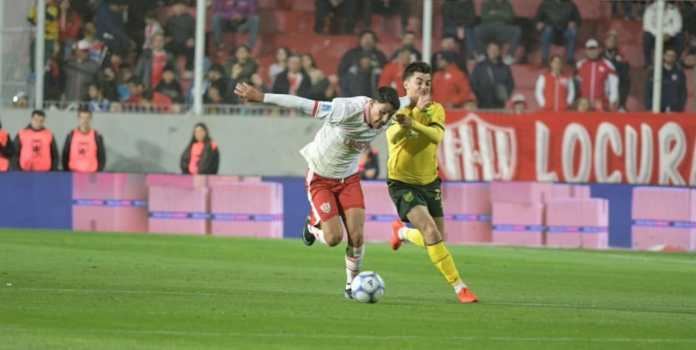 Liga Profesional: Defensa y Justicia golpeó dos veces y venció a Unión
