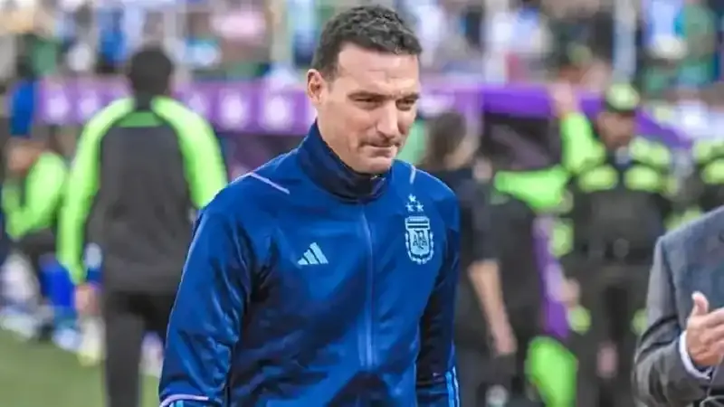 Lionel Scaloni acordó su continuidad como entrenador de la Selección argentina