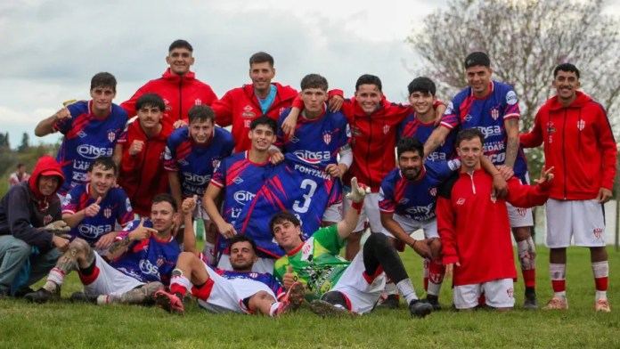 LPF: Atlético Paraná venció a Universitario y avanzó en la Supercopa