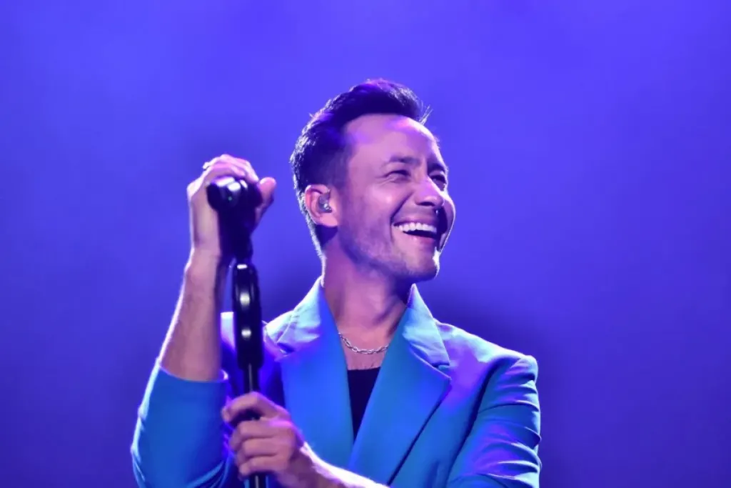 Luciano Pereyra anunció que le cantará al papa León XIV en su visita a Luján: emoción y lágrimas en pleno show