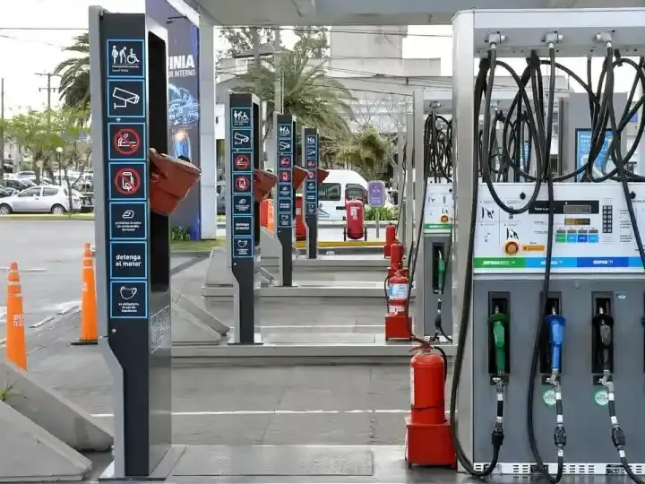 Luego de siete meses con caídas, la venta de combustibles repuntó y subió casi un 2% en septiembre