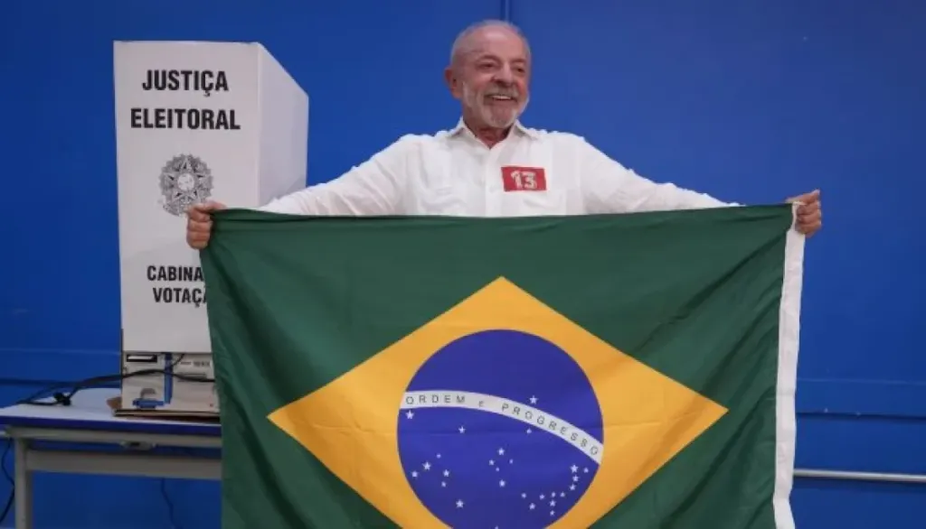 Lula ganó el balotaje en Brasil y logró un histórico cuarto mandato