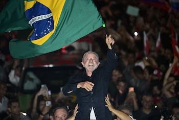 Lula ganó un histórico balotaje a Bolsonaro y asumirá un cuarto mandato en Brasil