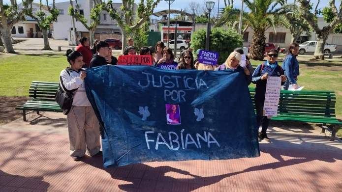Marcharon en Victoria por el femicidio de Fabiana Bruselario