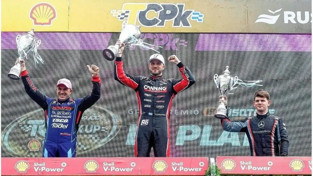 Mariano Werner largó último en La Plata y llegó segundo en la final de TC Pick Up
