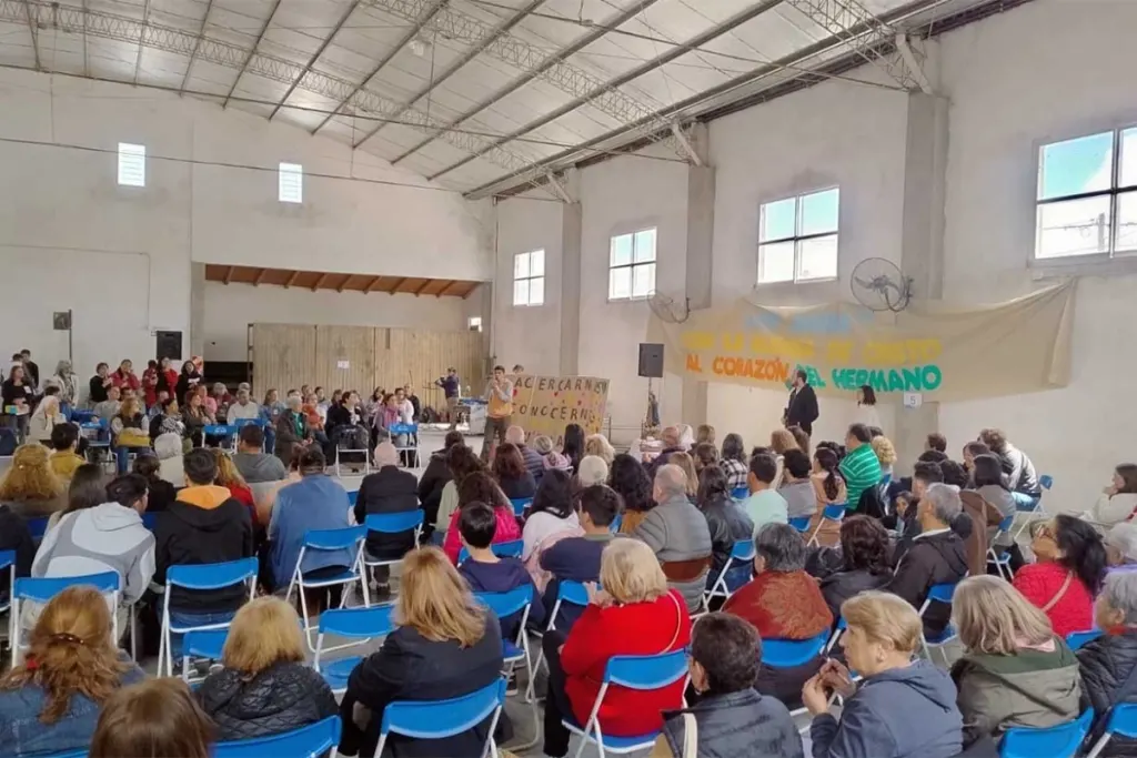 Masivo encuentro de católicos hizo hincapié en la respuesta a los más necesitados. El testimonio de “Nuestros Cinco Panes”