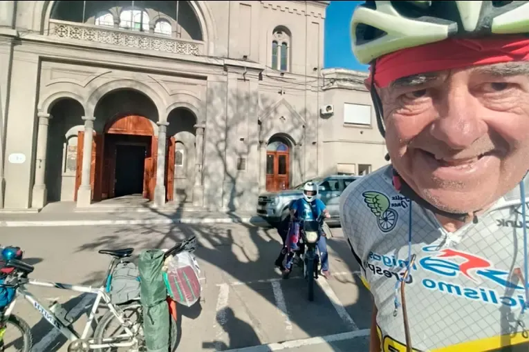 “Me duele el alma”, lamentó ciclista que pretendía recorrer Entre Ríos en bicicleta