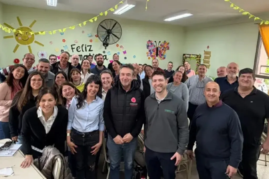 Mediante el programa «Red de Escuelas Técnicas que Transforman», potencian el vínculo entre la educación y el mundo laboral