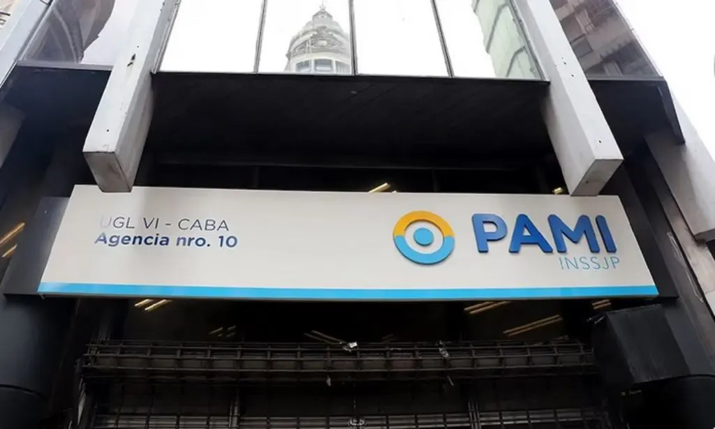 Médicos y odontólogos de PAMI realizan un paro nacional de 96 horas