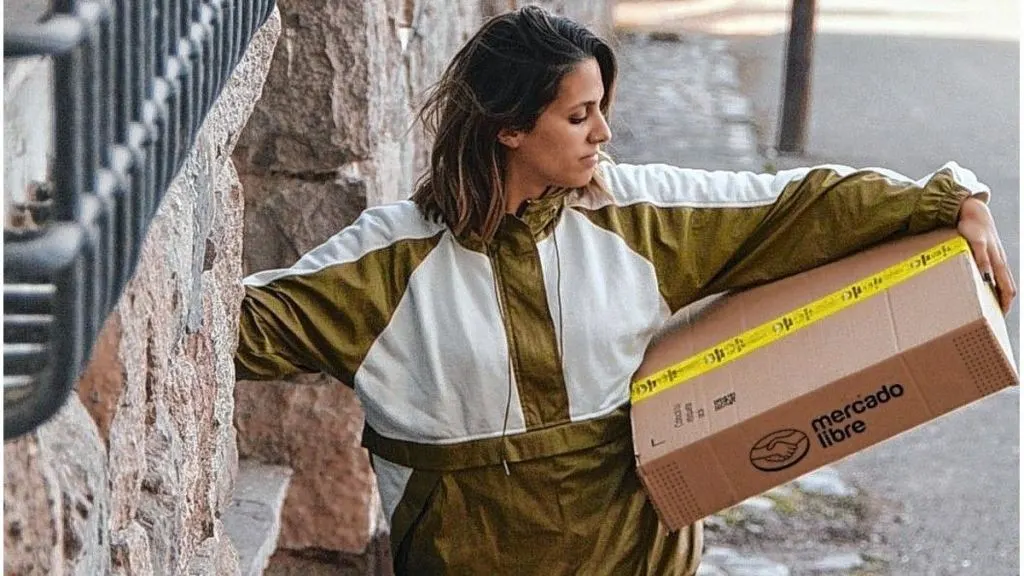 Mercado Libre amplía su operación en Mendoza con un centro logístico y envíos aéreo
