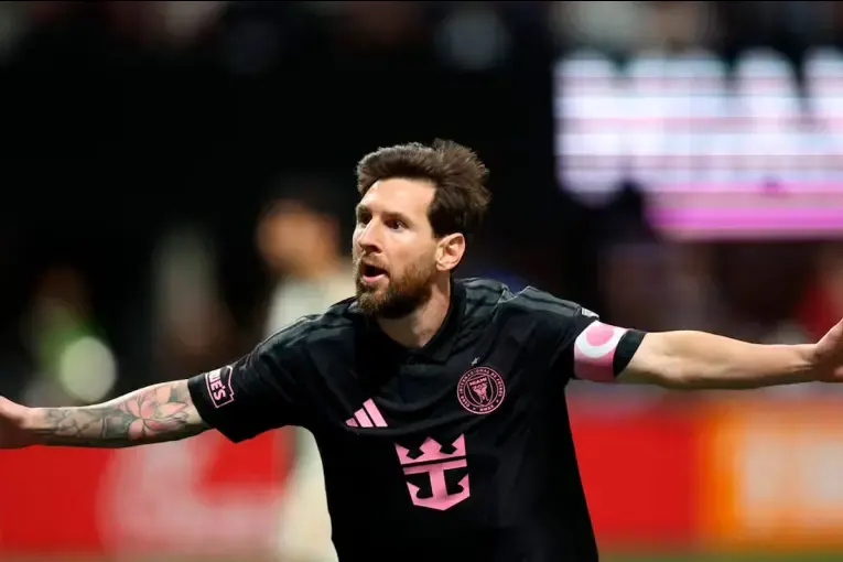 Messi brilló con un doblete en la victoria de Inter Miami como visitante ante Atlanta