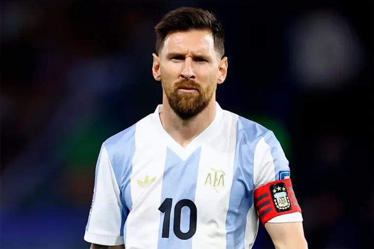 Messi eligió a las diez promesas del fútbol mundial e incluyó a una joya de Boca