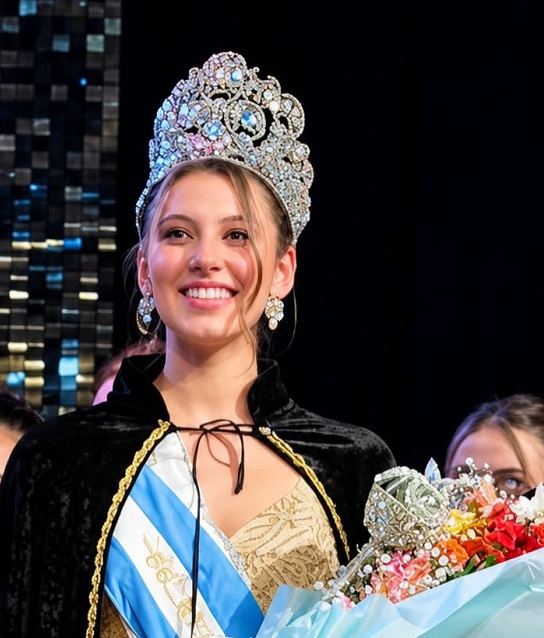 Micaela Herlein de Nogoyá, reina de la “55ª Fiesta Nacional del Zapallo”, en Ceres