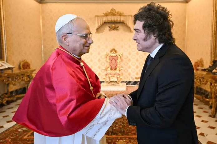 Milei expresó su apoyo al Papa antes de su cirugía: “Argentina acompaña con afecto y oración”