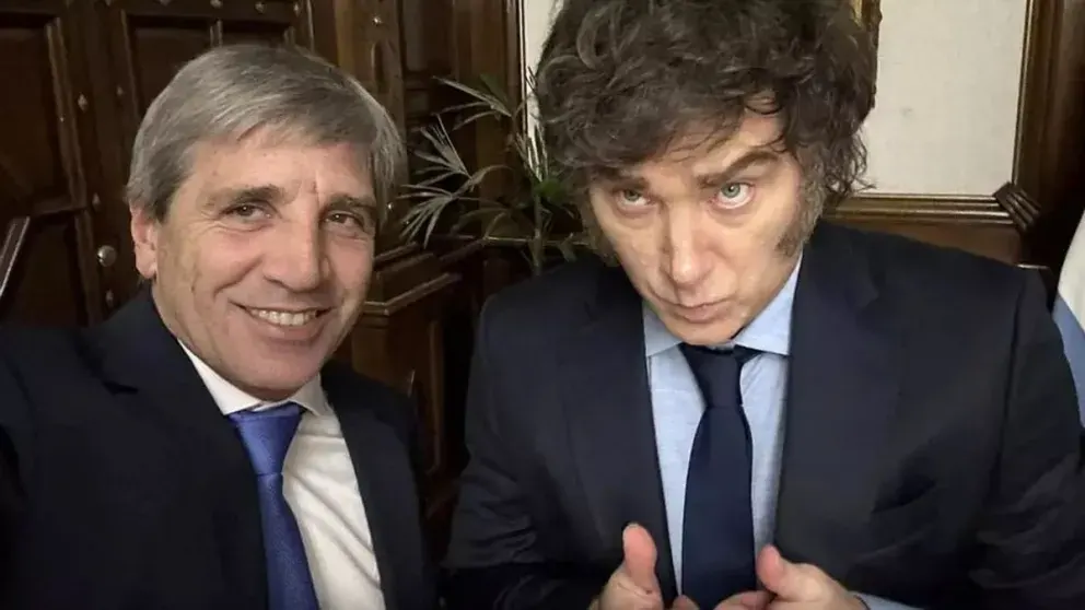 Milei negó la salida de Caputo, habló de una eventual corrida y se mostró confiado en la reelección