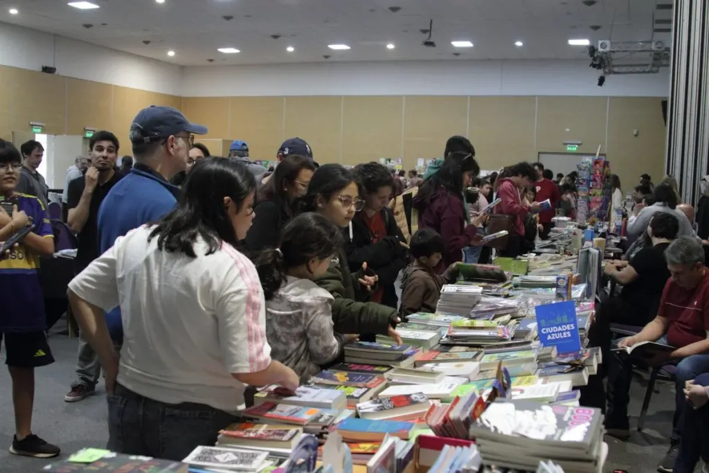 Miles de personas visitaron la Feria Provincial del Libro en Concordia