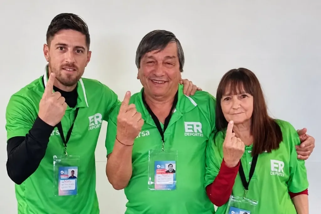 “Muy satisfecho de llevar esto a mi pueblo”: entrerrianos ganaron la medalla de oro en truco en un torneo nacional