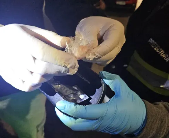 Narcotráfico: detuvieron una cubana que intentó cruzar escondida por el puente San Martín