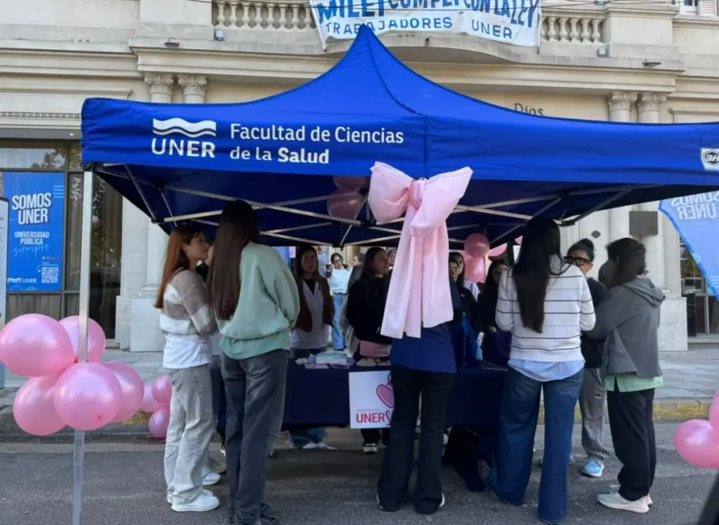 Octubre Rosa: la UNER desarrolla una jornada de promoción y cuidado de la salud