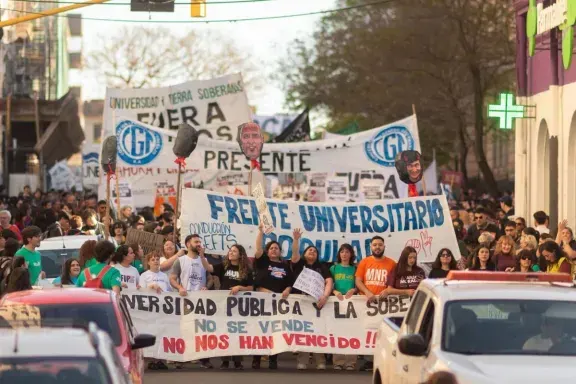 Oscar Barbieri tras la marcha universitaria: “Poco a poco el pueblo recupera la calle y la universidad pública es el principal motor del ascenso social”
