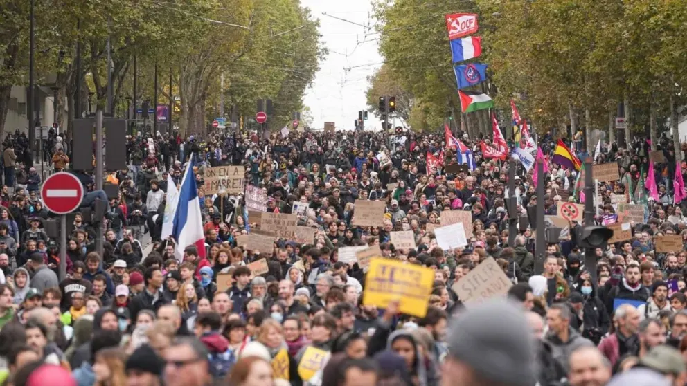 Otro sábado de protestas en Francia: al menos 400.000 manifestantes, ciudades blindadas e incidentes