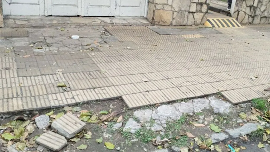 Paraná: el municipio intimó a 190 propietarios por veredas en mal estado y el 70% cumplió
