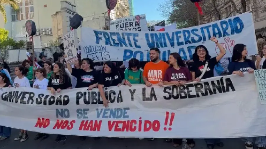 Paraná fue escenario de una masiva Quinta Marcha Federal Universitaria
