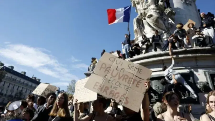 París: La vidriera rota del capitalismo
