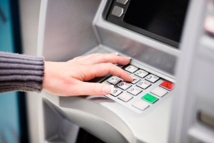 Paritaria de bancarios: habrá aumento y el sueldo básico será de $2.600.000