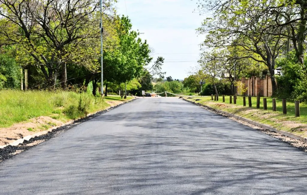 Pavimento en 6 de caballería y continúan trabajos en zona noreste