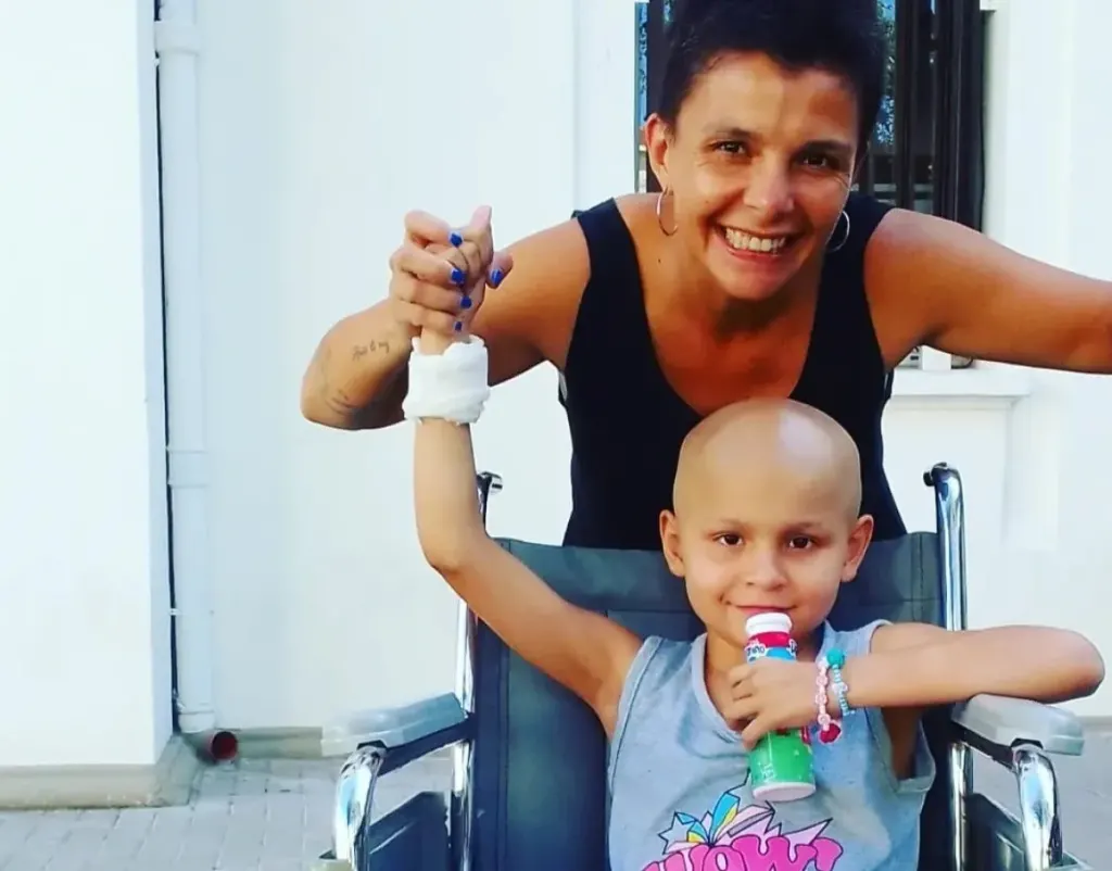 Paz Marchetto enfrenta una nueva etapa de su tratamiento y su familia pide que la obra social garantice la medicación