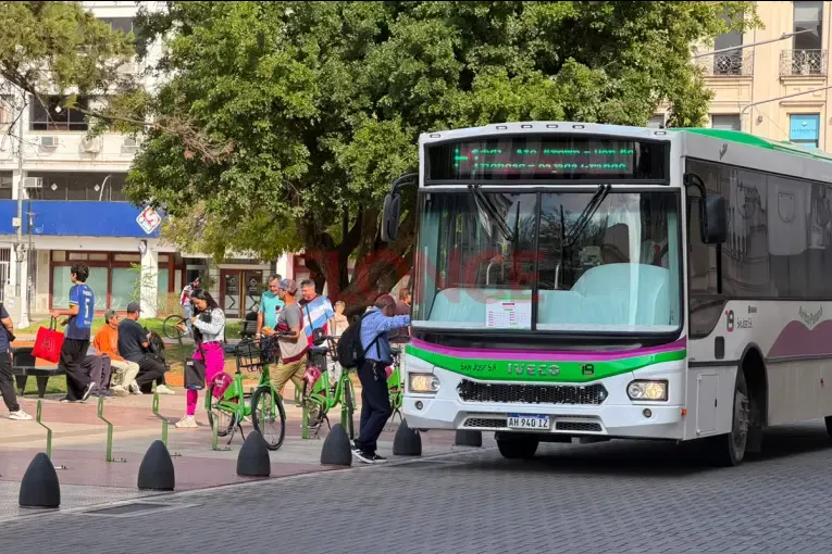 Por obras cambian recorridos de colectivos en Paraná: las líneas afectadas